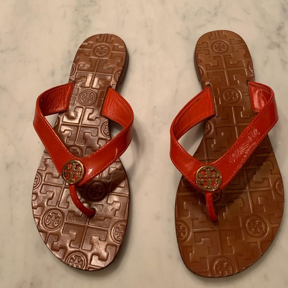 Tory Burch Flame Red/Orange Leather Flip Flops - Picture 5 of 5